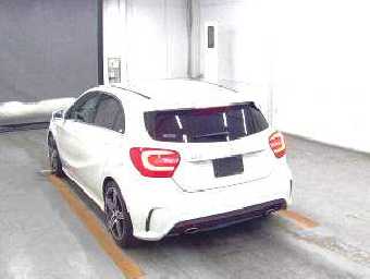 MERCEDES BENZ A CLASS 2013 Image 2