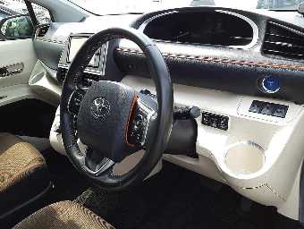TOYOTA SIENTA 2017 Image 7