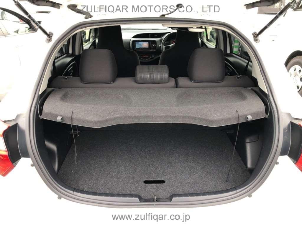 TOYOTA VITZ 2020 Image 7