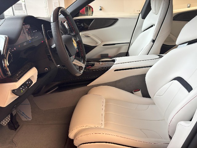 FERRARI PUROSANGUE 2024 Image 26