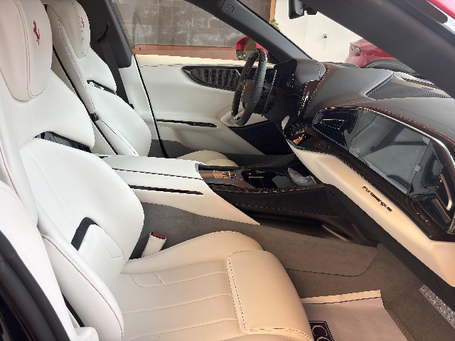 FERRARI PUROSANGUE 2024 Image 35