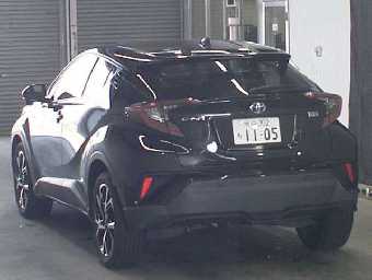 TOYOTA C-HR 2018 Image 2