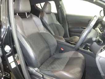 TOYOTA C-HR 2018 Image 7