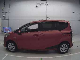TOYOTA SIENTA 2016 Image 4