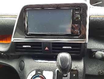 TOYOTA SIENTA 2016 Image 10