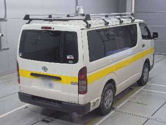 TOYOTA REGIUSACE 2015 Image 2