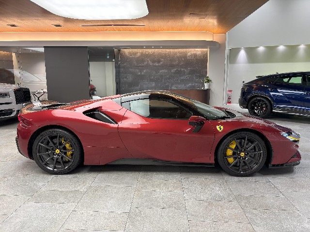 FERRARI SF90 SPIDER 2023 Image 22