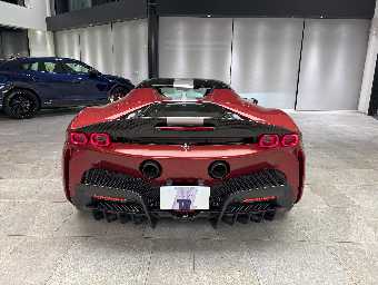 FERRARI SF90 SPIDER 2023 Image 18