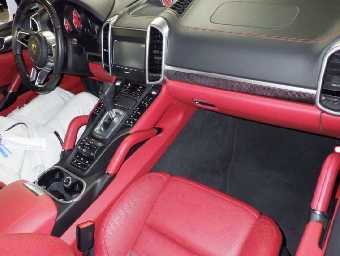 PORSCHE CAYENNE 2016 Image 5