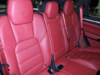 PORSCHE CAYENNE 2016 Image 6