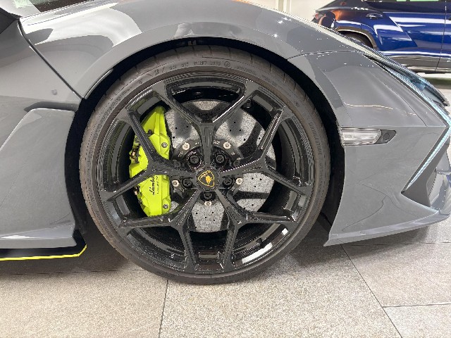 LAMBORGHINI REVUELTO 2024 Image 30