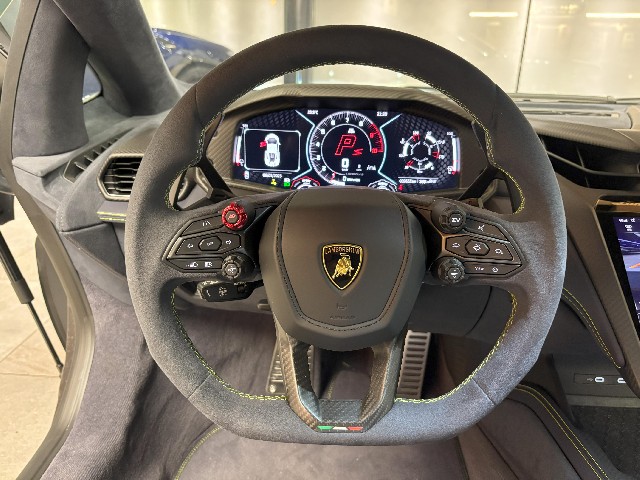 LAMBORGHINI REVUELTO 2024 Image 39