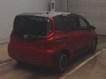 TOYOTA SIENTA 2024 Image 2
