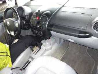VOLKSWAGEN NEW BEETLE 2006 Image 3