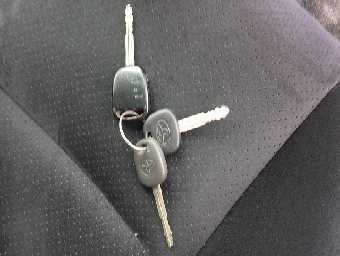 TOYOTA MARK II 2004 Image 8