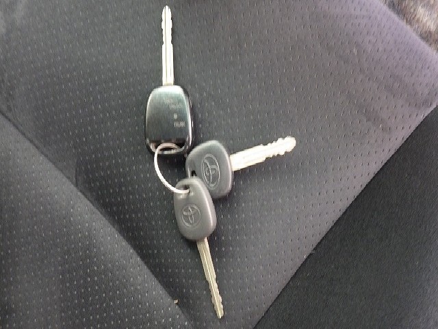 TOYOTA MARK II 2004 Image 20