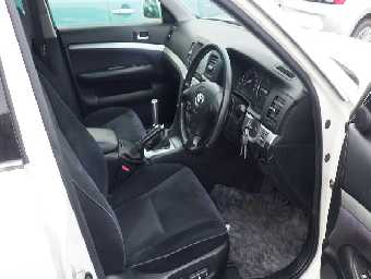 TOYOTA MARK II 2004 Image 9