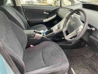 TOYOTA PRIUS 2012 Image 8