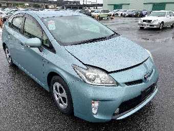 TOYOTA PRIUS 2012 Image 2