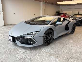 LAMBORGHINI REVUELTO 2025 Image 11
