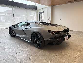 LAMBORGHINI REVUELTO 2025 Image 17