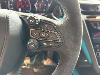 LAMBORGHINI REVUELTO 2025 Image 34