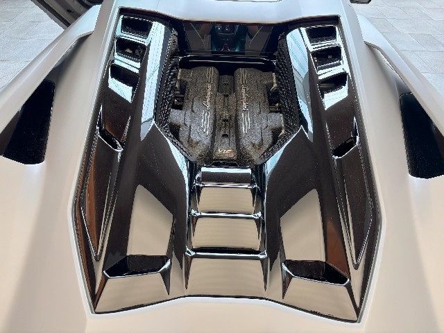LAMBORGHINI REVUELTO 2025 Image 46