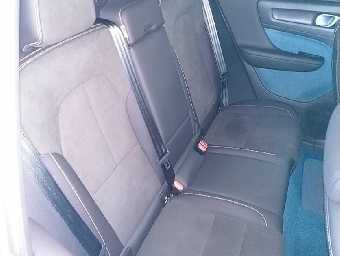 VOLVO XC40 2022 Image 4