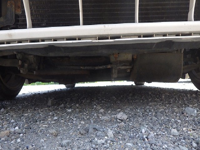 VOLKSWAGEN VENTO 1994 Image 24