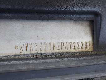 VOLKSWAGEN VENTO 1994 Image 18