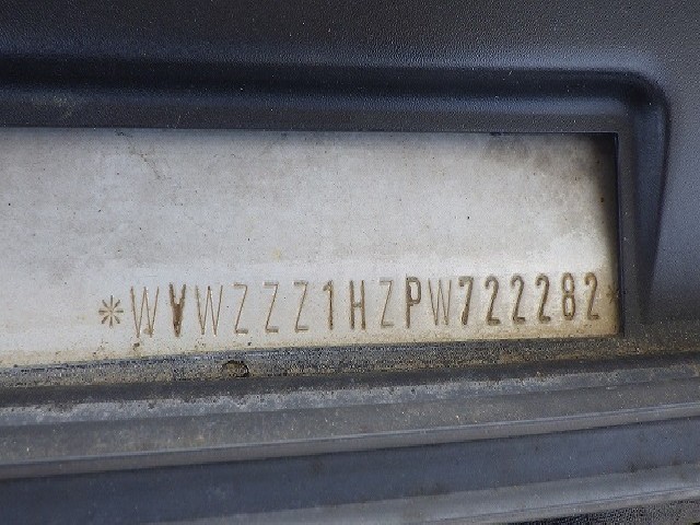 VOLKSWAGEN VENTO 1994 Image 30