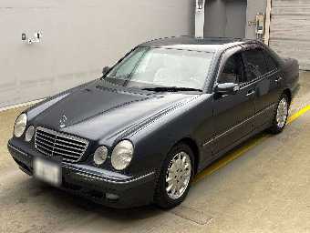 MERCEDES BENZ E CLASS 2002 Image 1