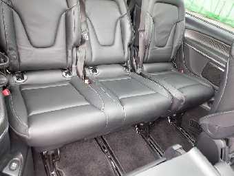 MERCEDES BENZ V CLASS 2018 Image 11