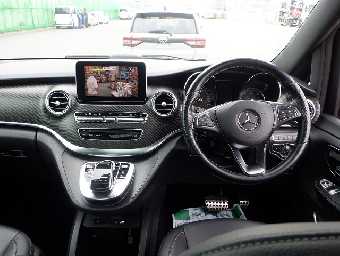 MERCEDES BENZ V CLASS 2018 Image 5
