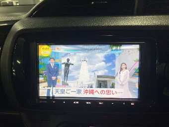 TOYOTA VITZ 2018 Image 10