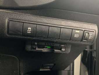 TOYOTA COROLLA TOURING 2020 Image 12