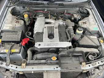 NISSAN SKYLINE 2000 Image 7