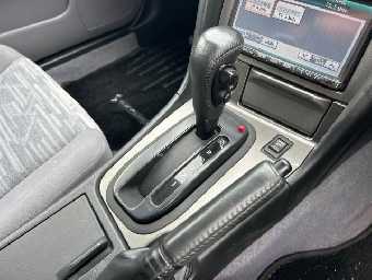 NISSAN SKYLINE 2000 Image 19