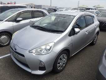 TOYOTA AQUA 2012 Image 1