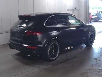 PORSCHE CAYENNE 2016 Image 4