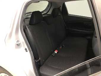 TOYOTA VITZ 2020 Image 7