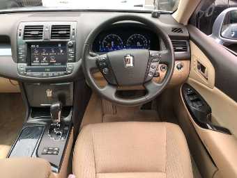 TOYOTA CROWN HYBRID 2008 Image 6