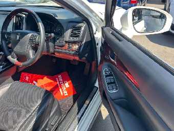 TOYOTA CROWN MAJESTA 2014 Image 13