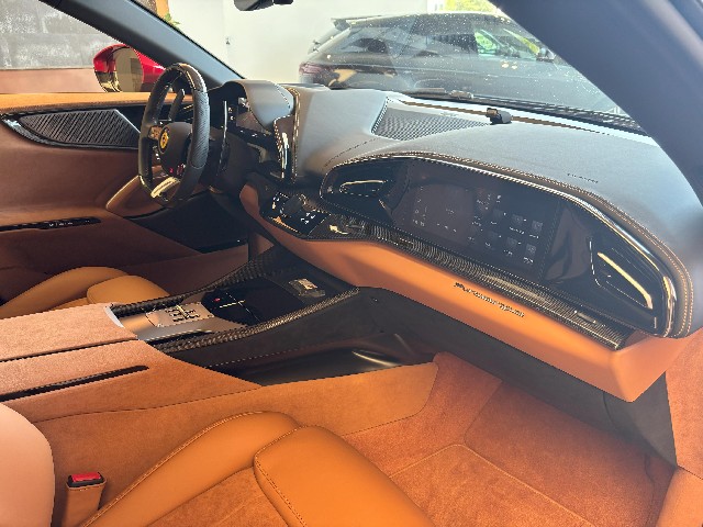 FERRARI PUROSANGUE 2024 Image 38