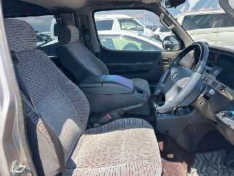 TOYOTA HIACE WAGON 1994 Image 10
