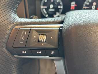 MITSUBISHI OUTLANDER PHEV 2024 Image 32