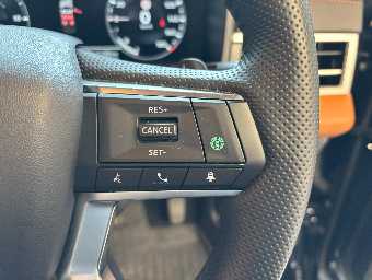 MITSUBISHI OUTLANDER PHEV 2024 Image 33