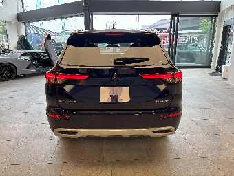 MITSUBISHI OUTLANDER PHEV 2024 Image 6