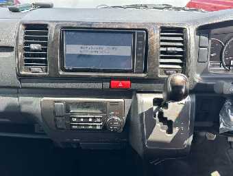 TOYOTA REGIUSACE 2019 Image 14