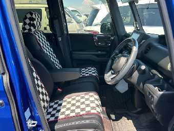 HONDA N-BOX CUSTOM 2020 Image 8